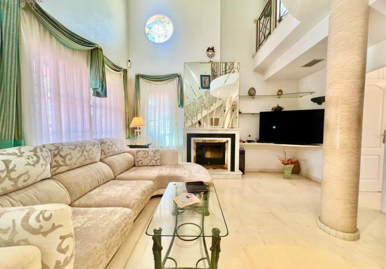 Segunda mano - villa - Torrevieja - Los Balcones - Los Altos Del Edén