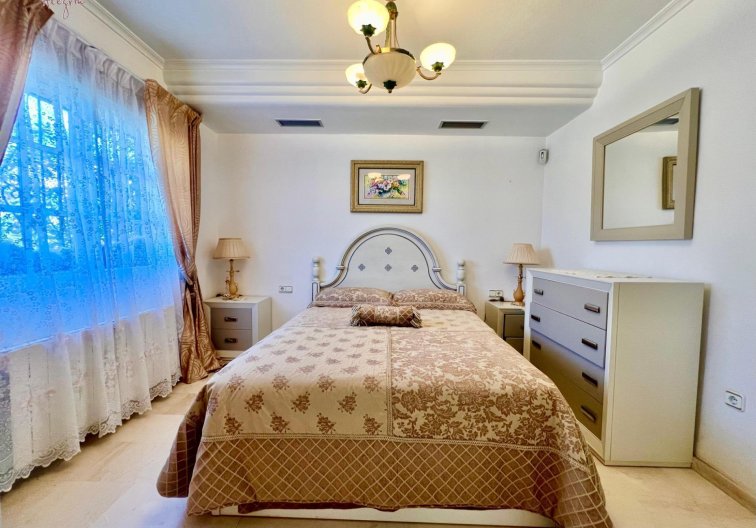Segunda mano - villa - Torrevieja - Los Balcones - Los Altos Del Edén