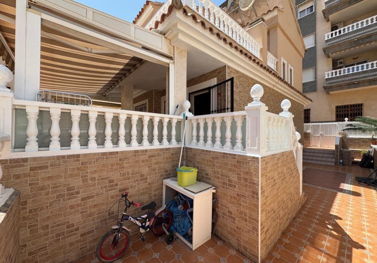 Segunda mano - town house - Guardamar del Segura - Urbanizaciones