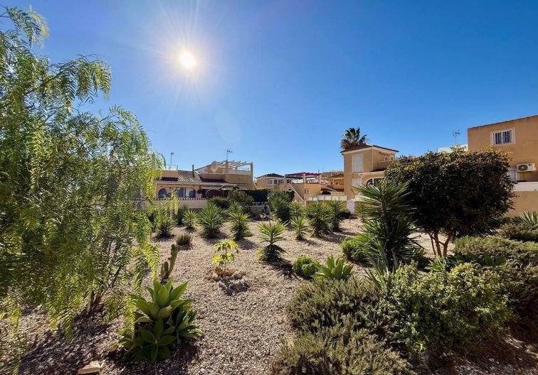 Segunda mano - villa - Orihuela Costa - Playa Flamenca