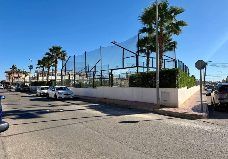 Segunda mano - villa - Orihuela Costa - Playa Flamenca