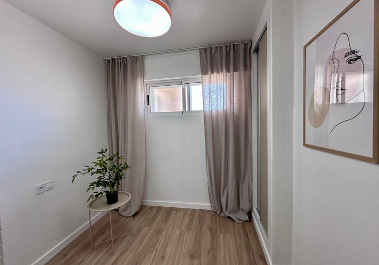 Segunda mano - Apartamento  - Torrevieja - Habaneras
