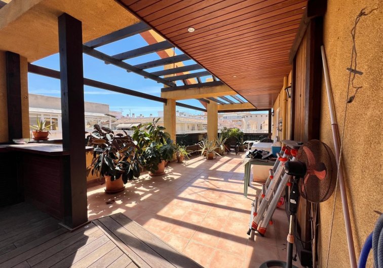 Segunda mano - Apartamento  - Torrevieja - Centro