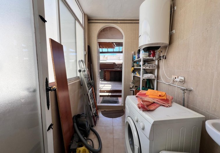 Segunda mano - Apartamento  - Torrevieja - Centro