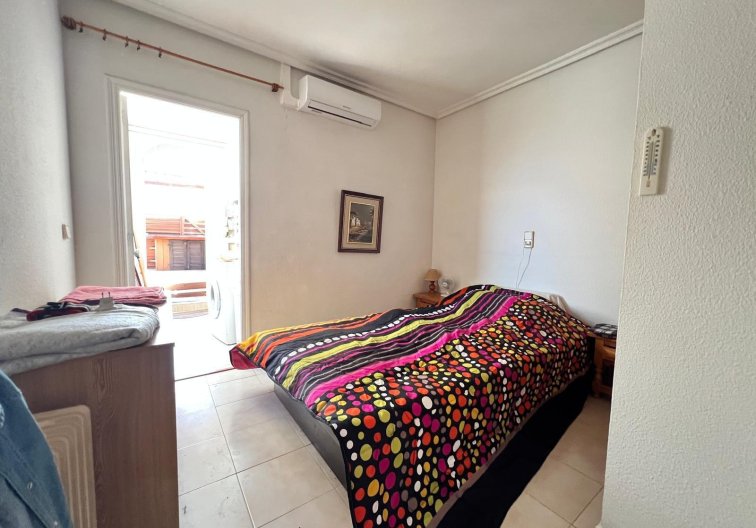 Segunda mano - Apartamento  - Torrevieja - Centro