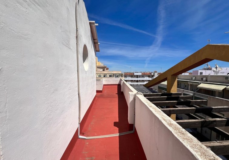 Segunda mano - Apartamento  - Torrevieja - Centro