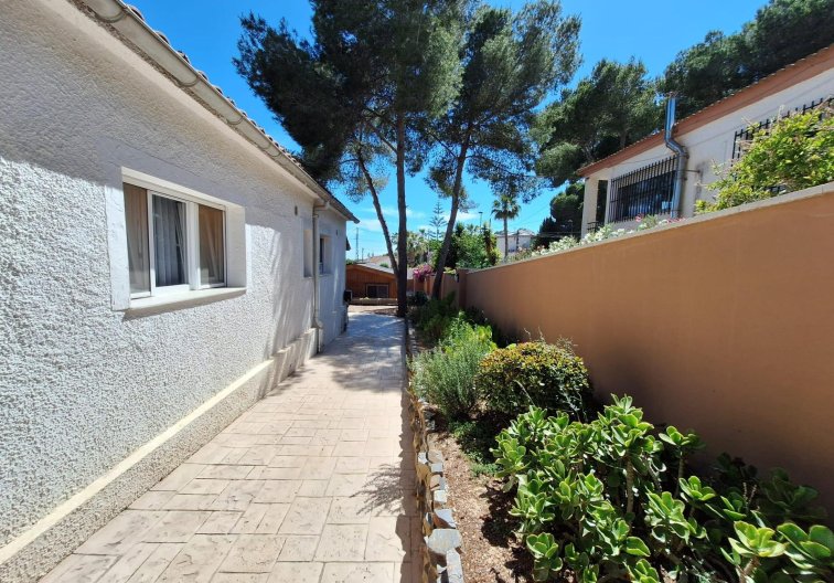 Segunda mano - villa - Pilar de la Horadada - Pinar de Campoverde