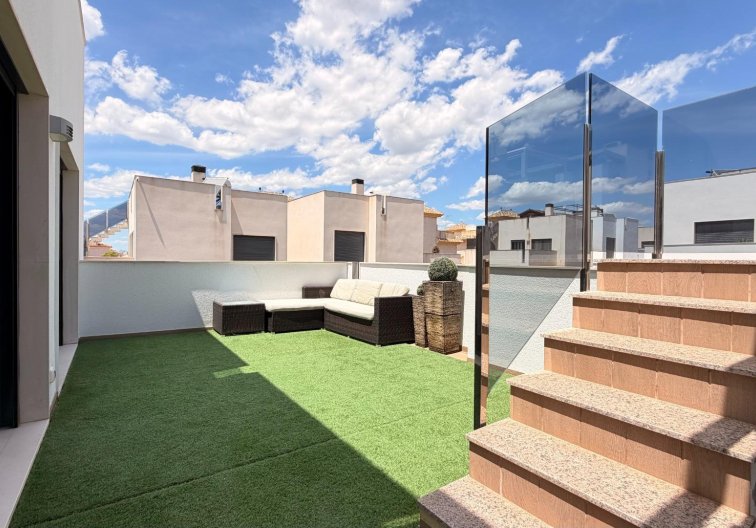 Segunda mano - villa - Torrevieja - Aguas Nuevas