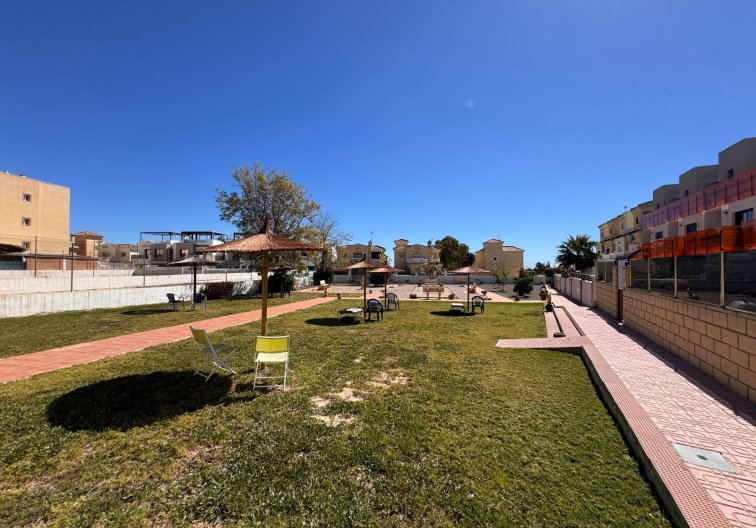 Segunda mano - town house - Campoamor - Costa Blanca