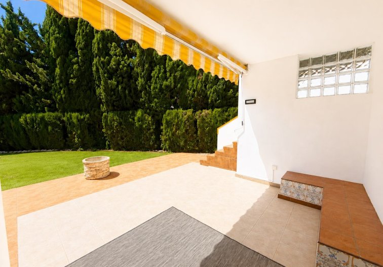 Segunda mano - villa - Villamartin - Costa Blanca