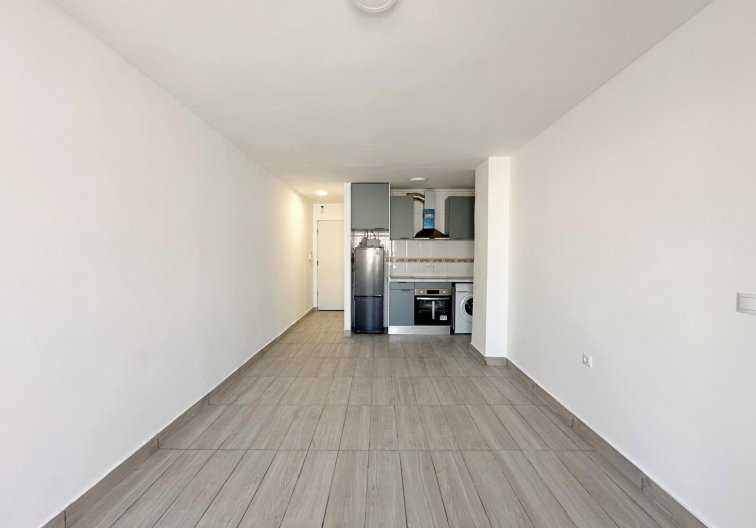 Segunda mano - Apartamento  - Torrevieja - Centro