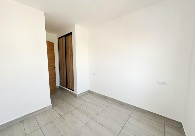 Segunda mano - Apartamento  - Torrevieja - Centro