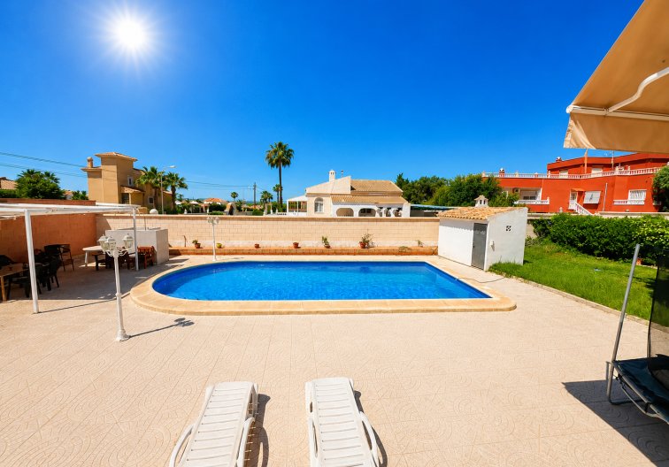 Revente - villa - Torrevieja - Costa Blanca