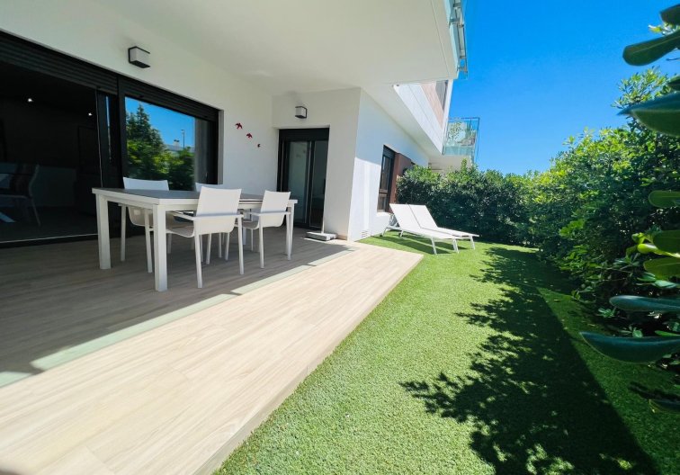 Segunda mano - Apartamento  - Vistabella Golf Entre Naranjos - Inland