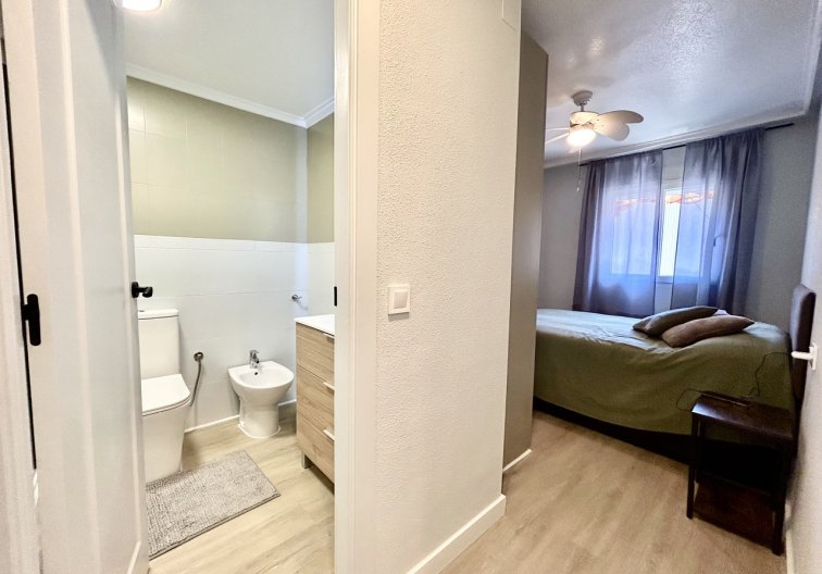 Segunda mano - Apartamento  - Torrevieja - Costa Blanca