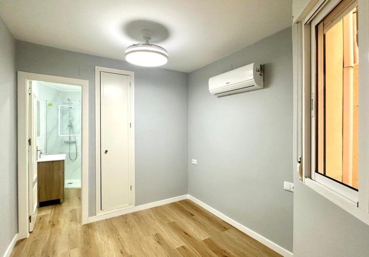 Segunda mano - Apartamento  - Torrevieja - La Mata Pueblo