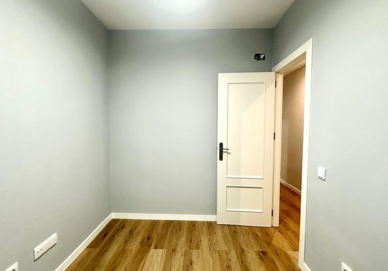 Segunda mano - Apartamento  - Torrevieja - La Mata Pueblo