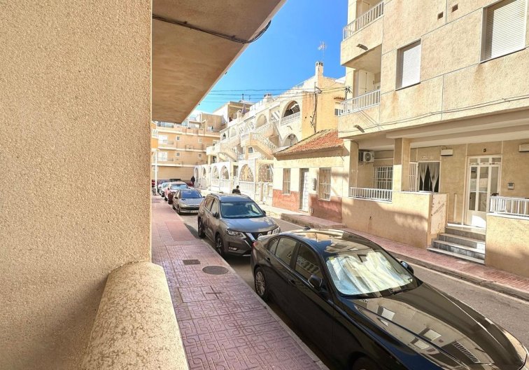 Segunda mano - Apartamento  - Torrevieja - La Mata Pueblo