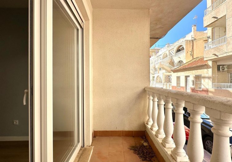 Segunda mano - Apartamento  - Torrevieja - La Mata Pueblo