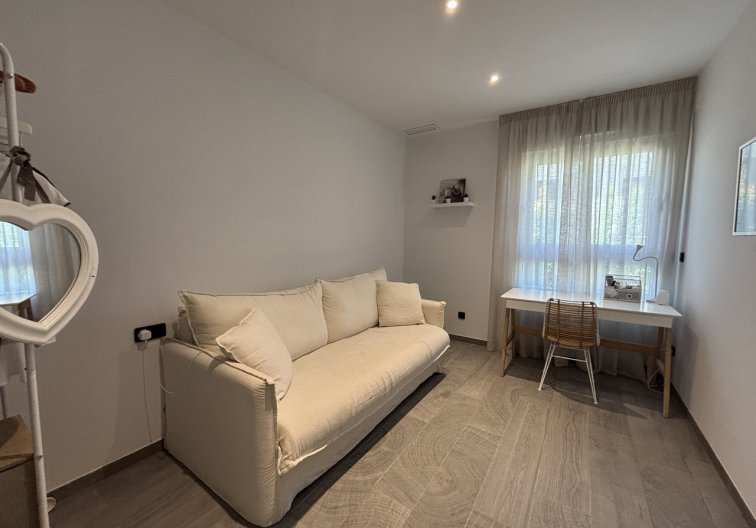 Segunda mano - Apartamento  - La Finca Golf Resort - Inland