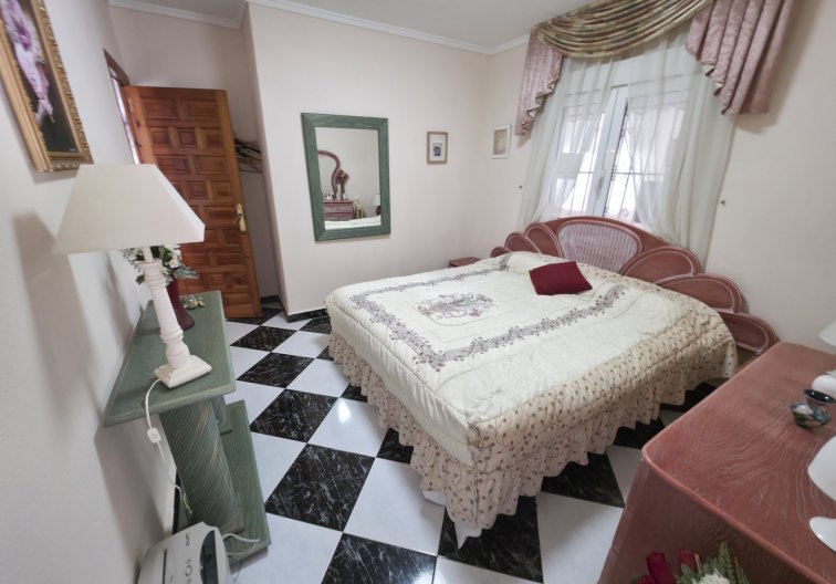Revente - villa - Torrevieja - Costa Blanca