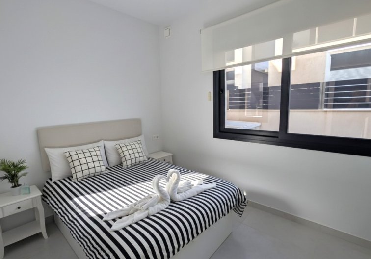 Segunda mano - villa - Cabo Roig - Costa Blanca