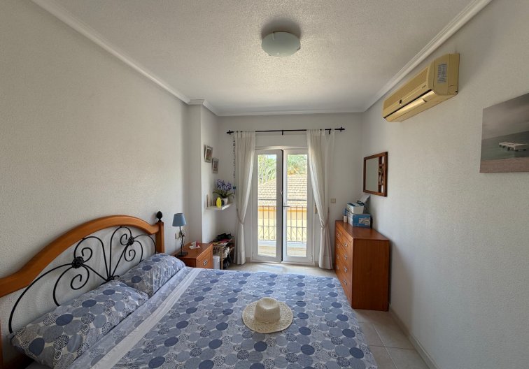 Segunda mano - Apartamento  - Jacarilla - Inland