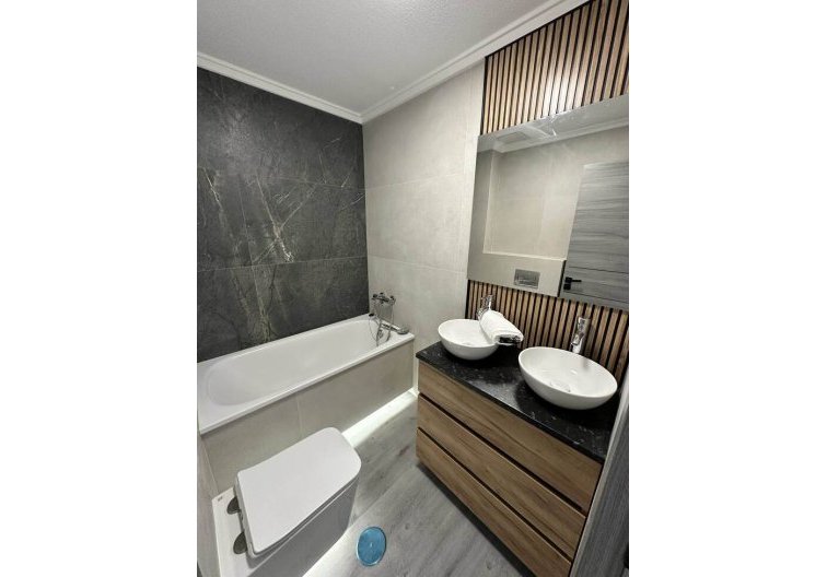 Segunda mano - Apartamento  - Torrevieja - Centro