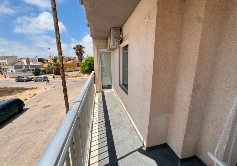 Segunda mano - Apartamento  - Torrevieja - Zona Los Frutales