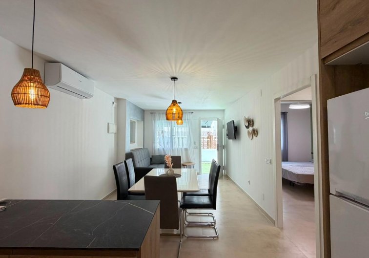 Segunda mano - Bungalow - Torrevieja - La Veleta