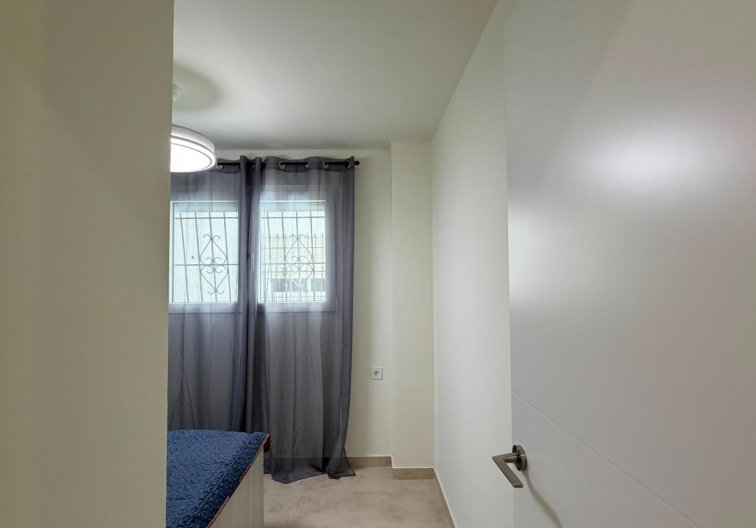 Segunda mano - Bungalow - Torrevieja - La Veleta