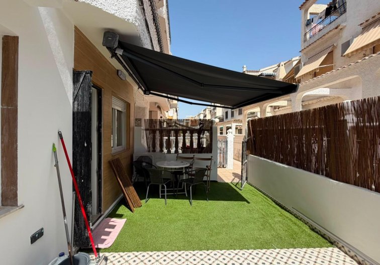 Segunda mano - Bungalow - Torrevieja - La Veleta