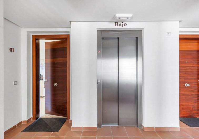 Segunda mano - Apartamento  - Orihuela - Las Colinas