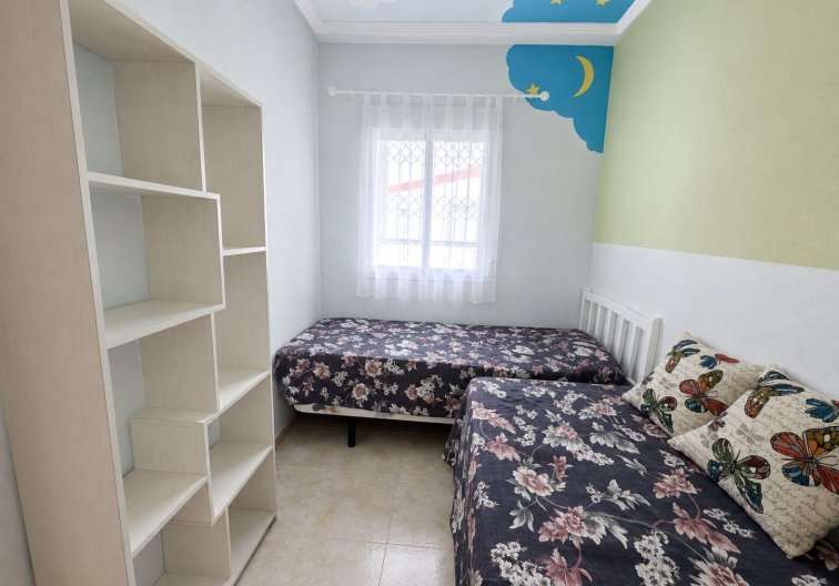 Segunda mano - Apartamento  - Torrevieja - Centro