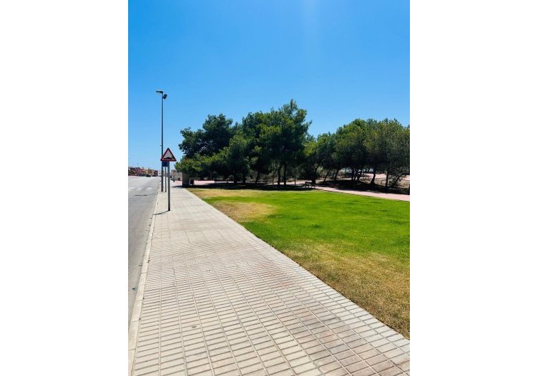 Segunda mano - villa - Orihuela Costa - Los Altos