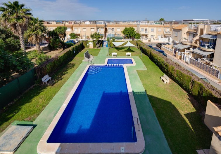 Segunda mano - Bungalow - Torrevieja - El Chaparral