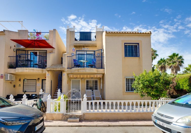 Segunda mano - Bungalow - Torrevieja - El Chaparral