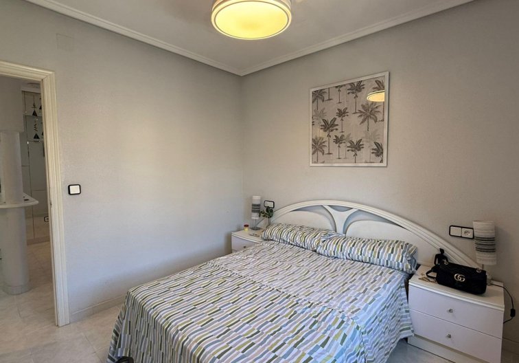 Segunda mano - Bungalow - Torrevieja - Punta Prima