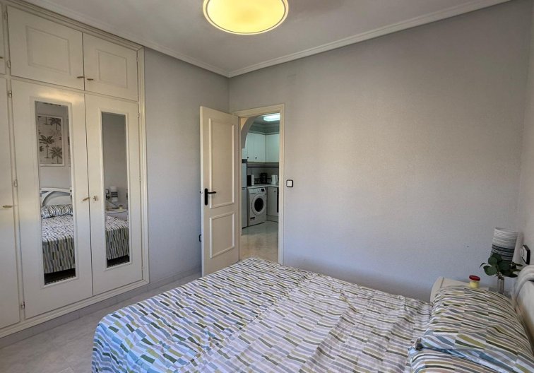 Segunda mano - Bungalow - Torrevieja - Punta Prima