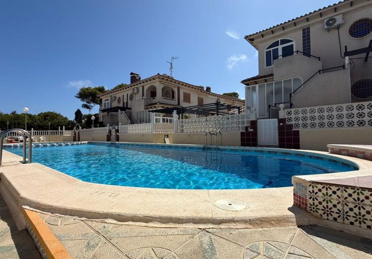 Segunda mano - Bungalow - Torrevieja - Punta Prima
