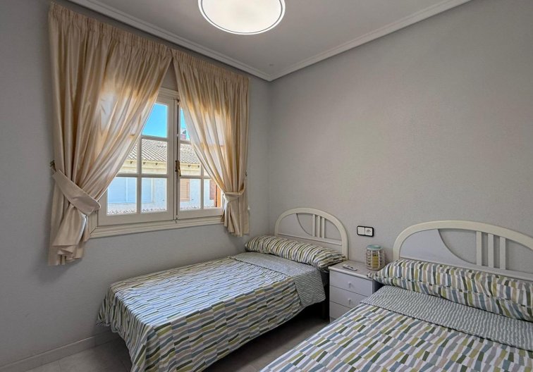 Segunda mano - Bungalow - Torrevieja - Punta Prima