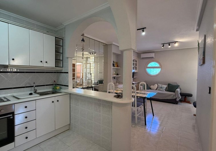 Segunda mano - Bungalow - Torrevieja - Punta Prima