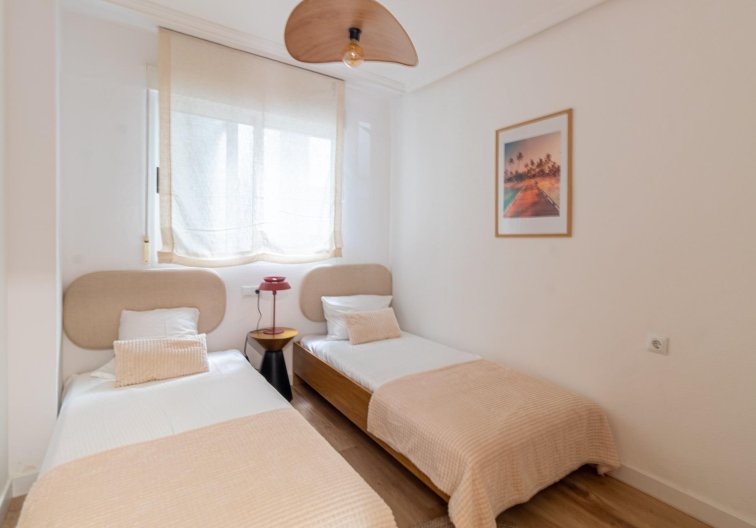 Segunda mano - Apartamento  - Torrevieja - La Mata Pueblo