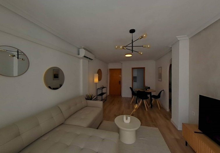 Segunda mano - Apartamento  - Torrevieja - La Mata Pueblo