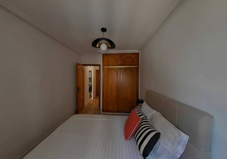 Segunda mano - Apartamento  - Torrevieja - La Mata Pueblo