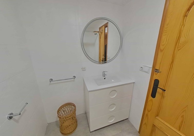 Segunda mano - Apartamento  - Torrevieja - La Mata Pueblo