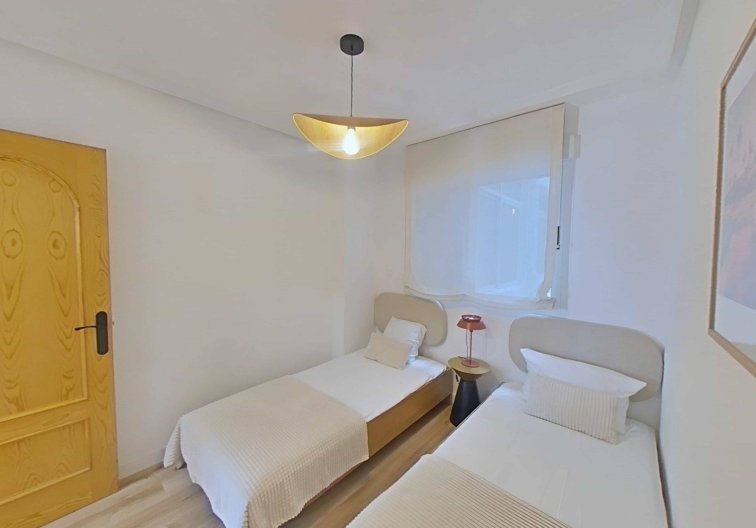 Segunda mano - Apartamento  - Torrevieja - La Mata Pueblo