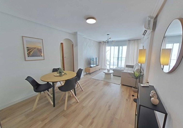 Segunda mano - Apartamento  - Torrevieja - La Mata Pueblo