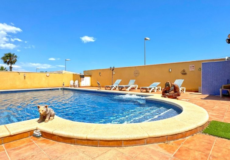Segunda mano - villa - Torrevieja - Costa Blanca