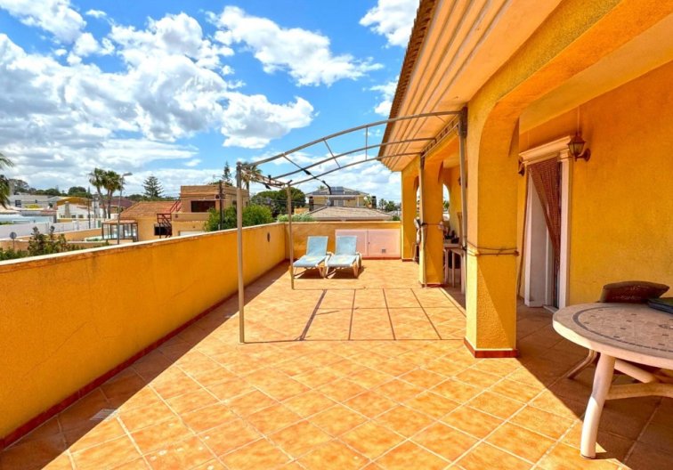 Segunda mano - villa - Torrevieja - Costa Blanca
